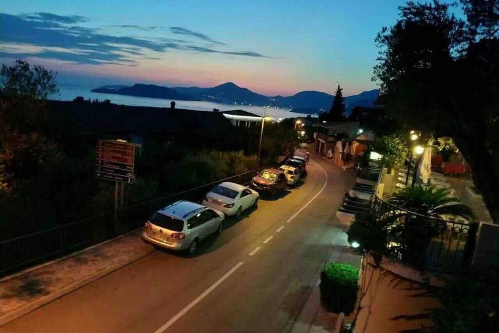 Bmv Room With East Island View Sveti Stefan Esterno foto
